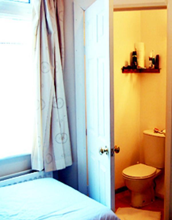 Bed & Breakfast St. George's Kingston upon Thames (Greater London)